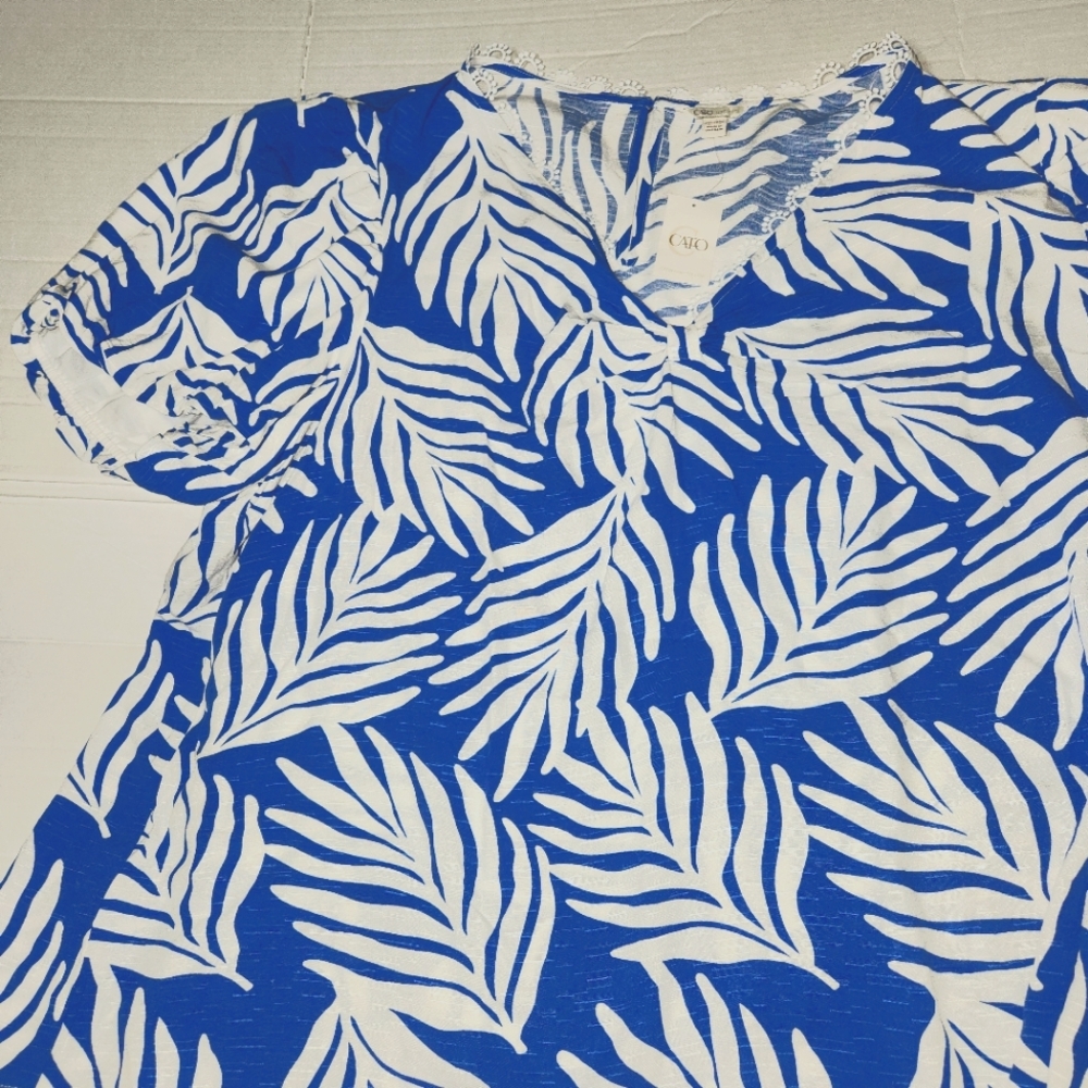 Cato Tropical Palm Print Top Womens 26/38W Blue Boho Resort Beach Plus NWT